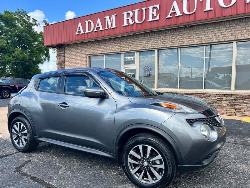 Used 2017 Nissan Juke S FWD image 2