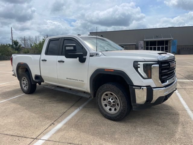 Certified 2024 GMC Sierra 2500 Pro AWD/4WD image 3