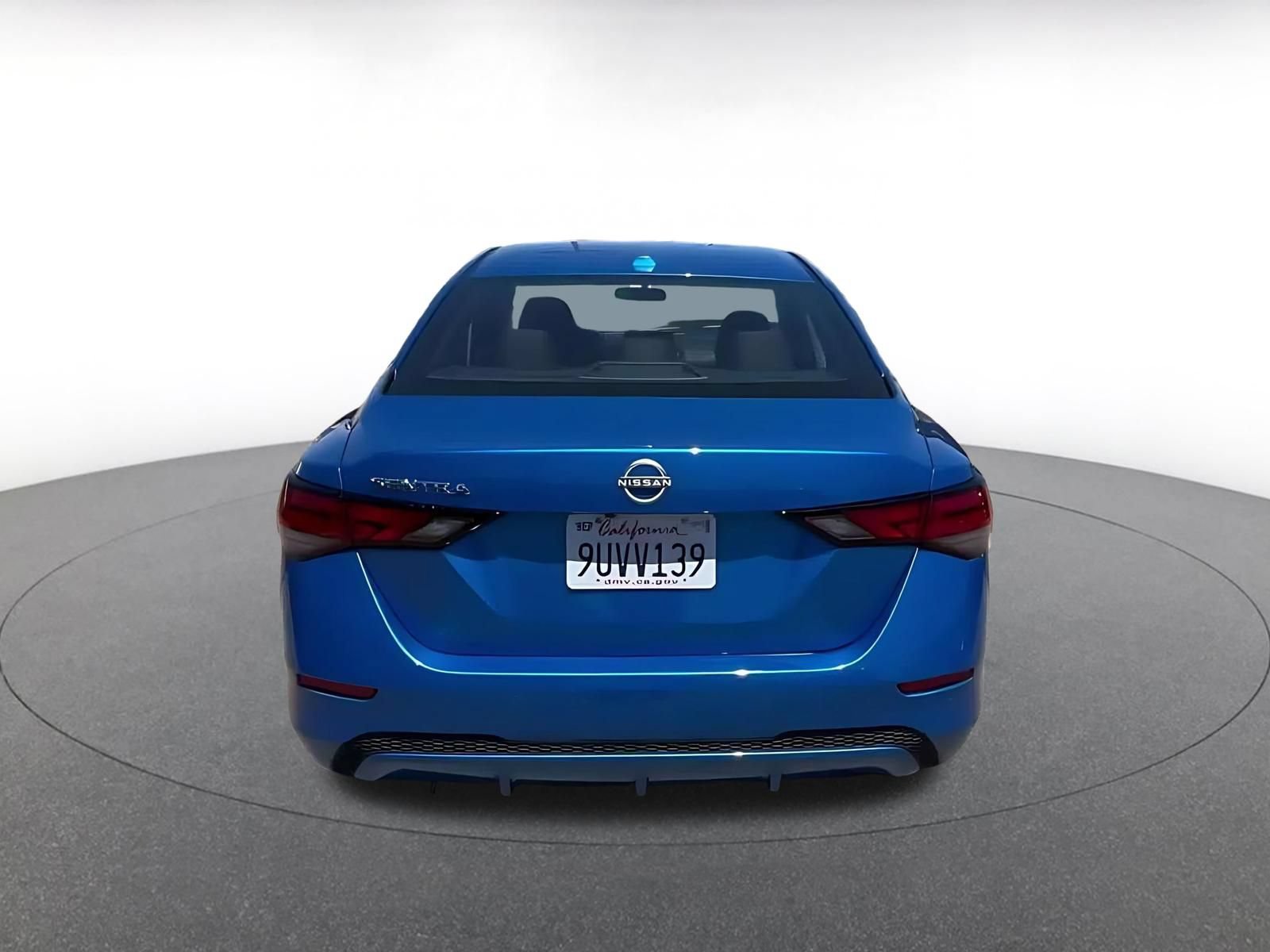 Used 2025 Nissan Sentra SV FWD image 12
