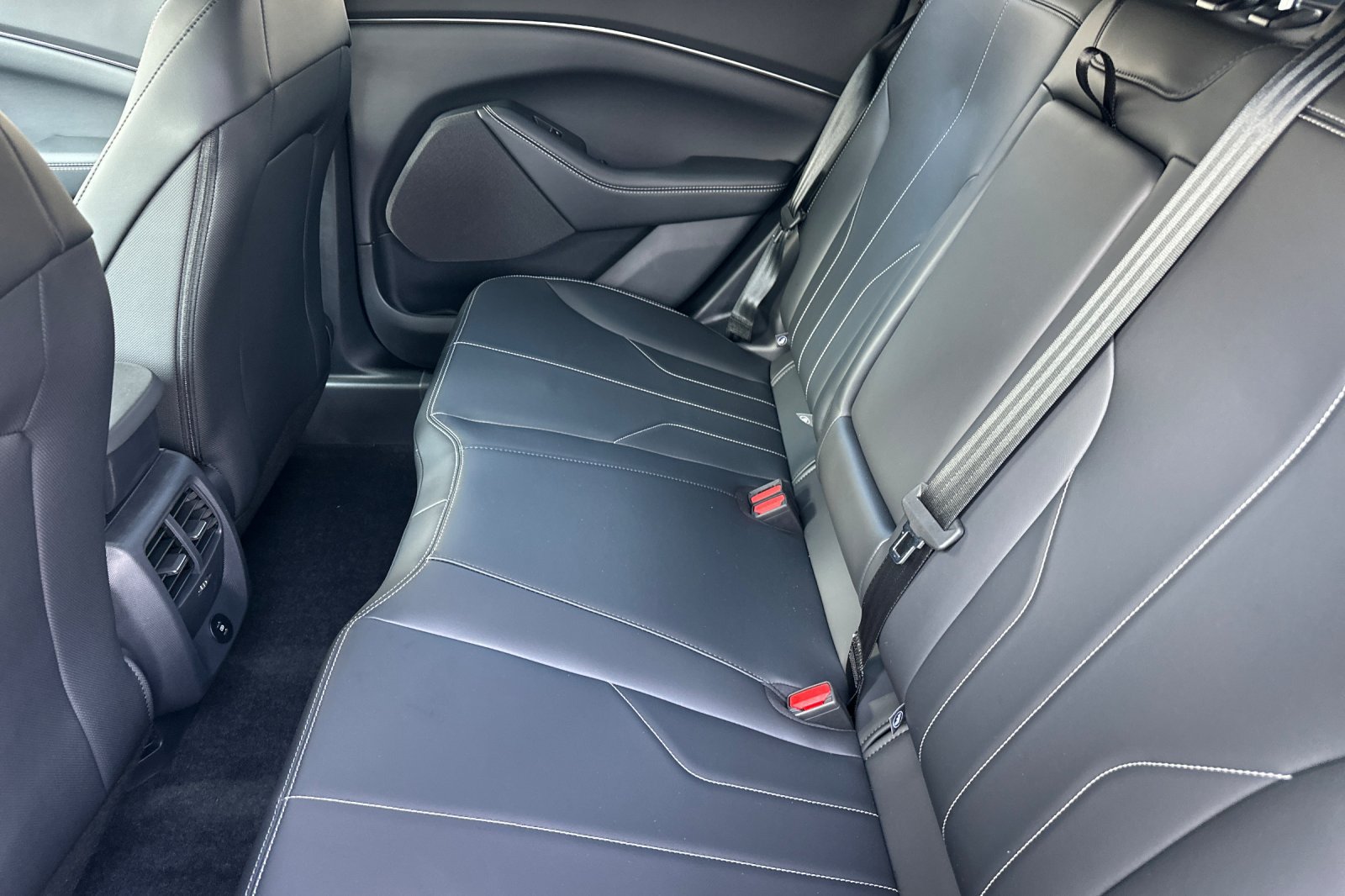 New 2026 Ford Mustang Mach-E Select w/ Comfort Package Lite RWD image 11