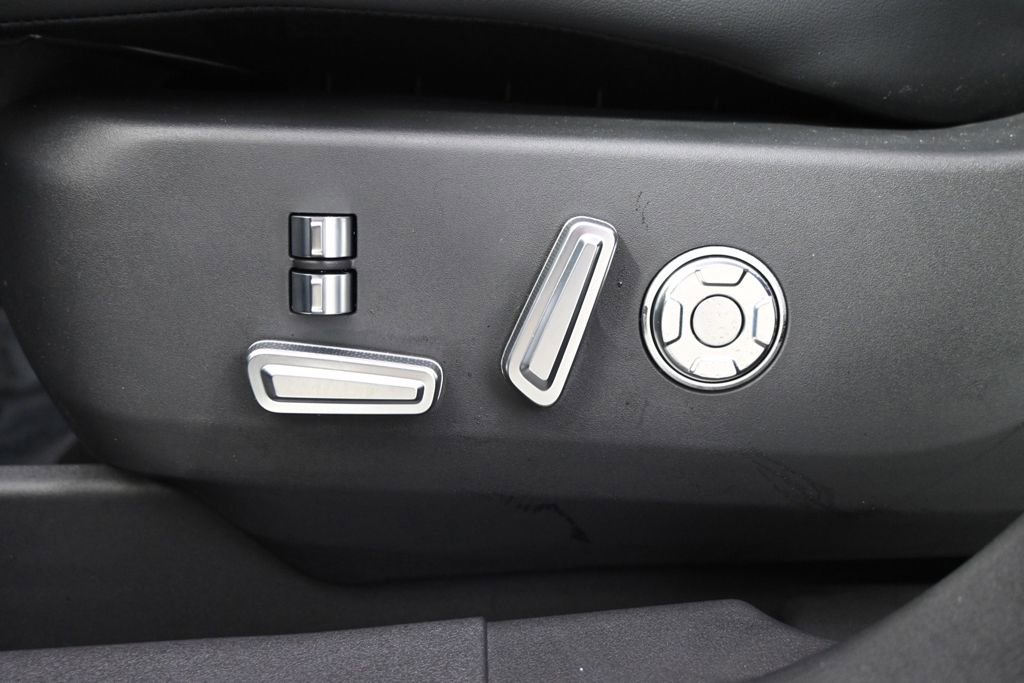 New 2026 Lincoln Nautilus Reserve image 14