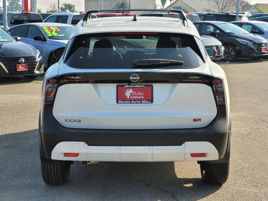 New 2026 Nissan Kicks SR w/ Cold Weather Package image 5
