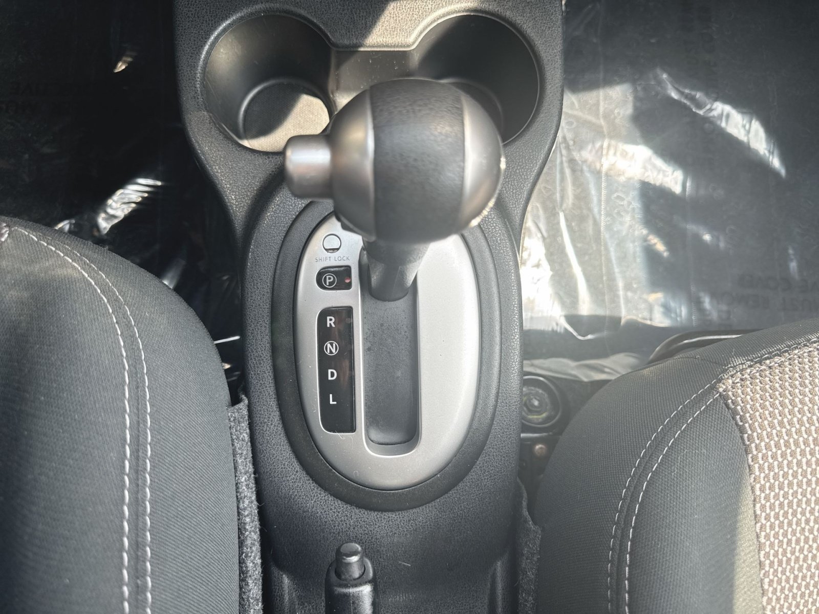 Used 2018 Nissan Versa SV FWD image 21