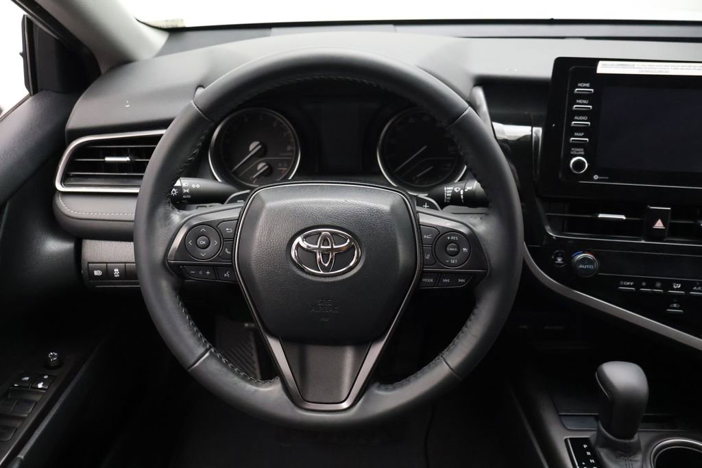 Used 2024 Toyota Camry SE w/ Convenience Package image 23