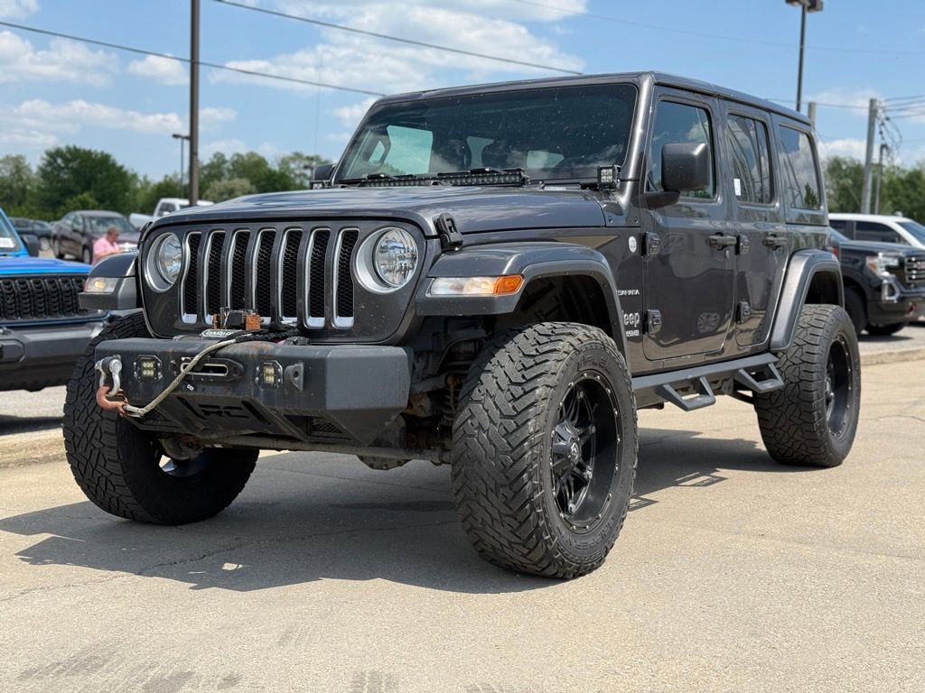 Used 2018 Jeep Wrangler Unlimited Sahara AWD/4WD image 2