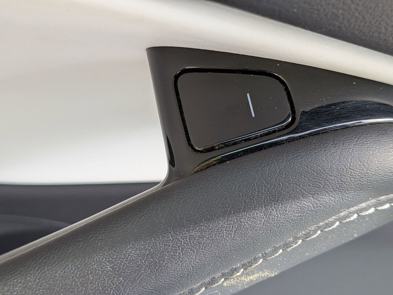 Used 2019 Tesla Model 3 Long Range image 13