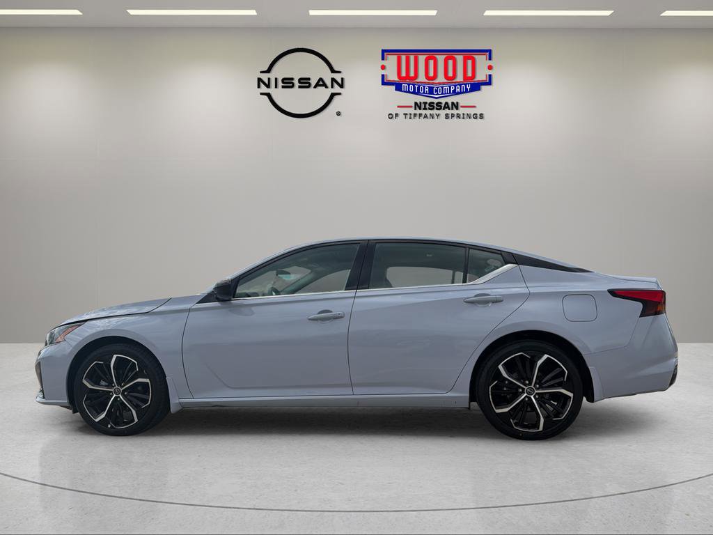 Certified 2025 Nissan Altima 2.5 SR w/ SR Premium Package image 5