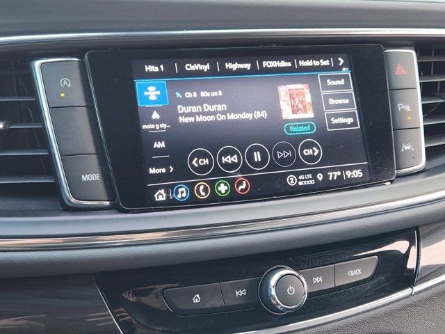 Used 2022 Buick Enclave Essence w/ Sport Touring Edition image 6