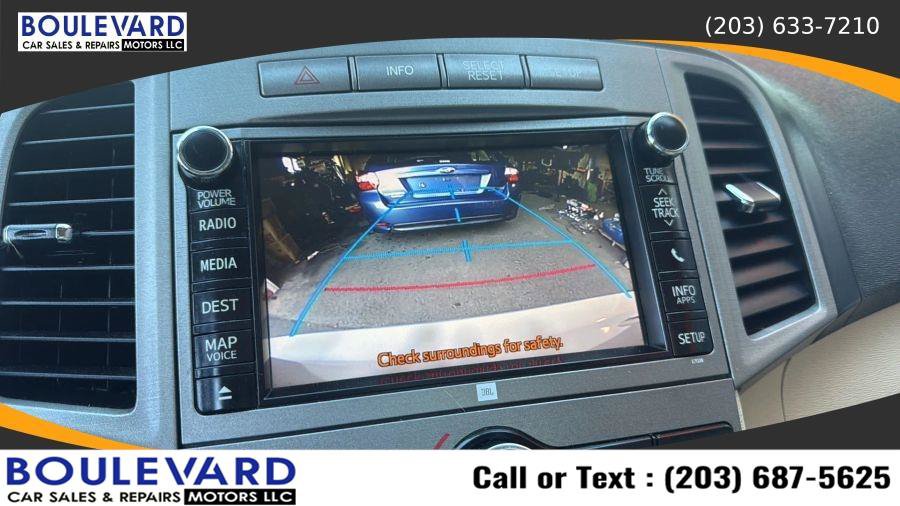 Used 2013 Toyota Venza Limited AWD/4WD image 16