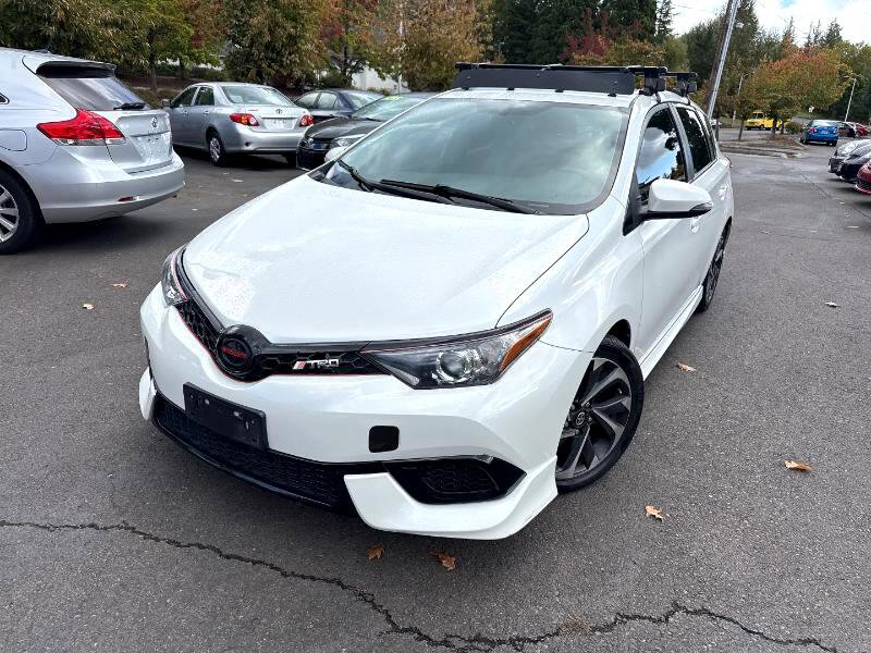 Used 2016 Scion iM image 2