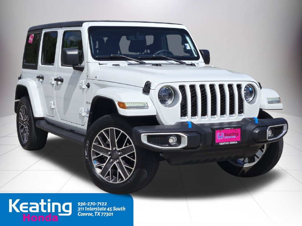 Used 2023 Jeep Wrangler Unlimited Sahara w/ Cold Weather Group AWD/4WD image 3