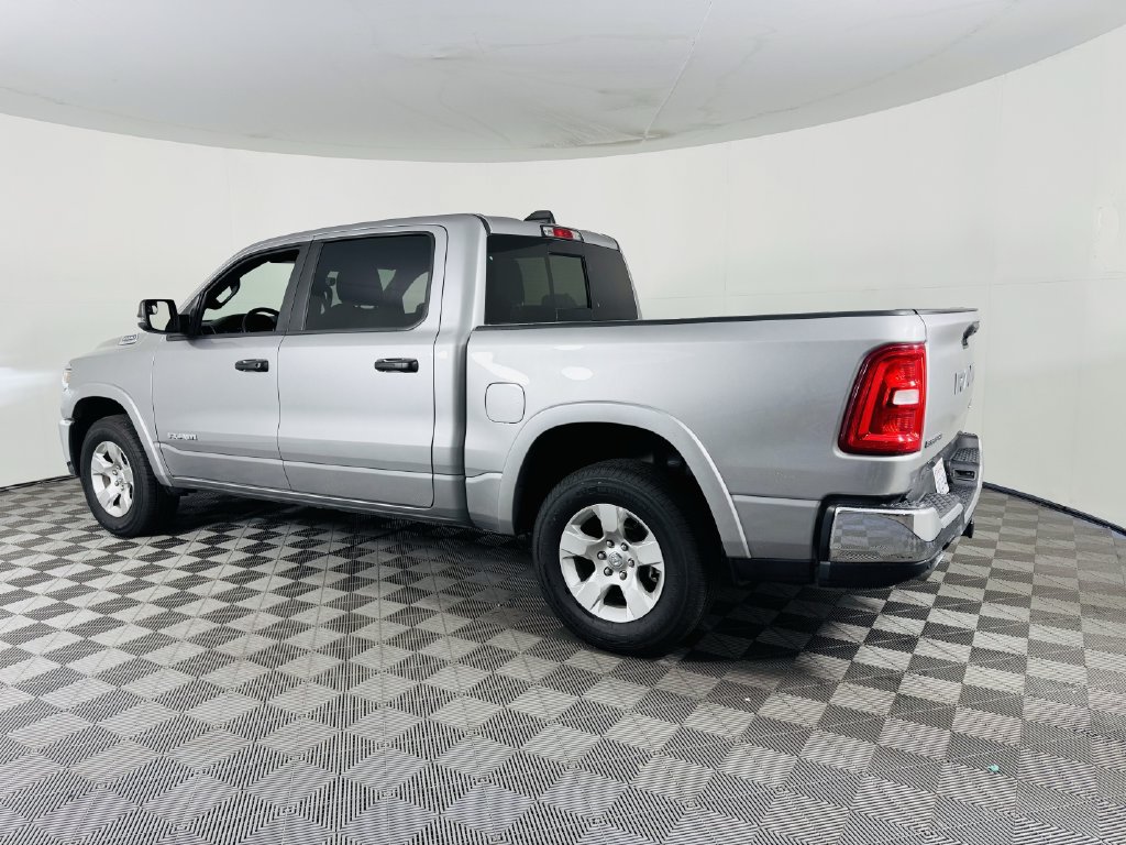 Used 2025 RAM 1500 Big Horn AWD/4WD image 26