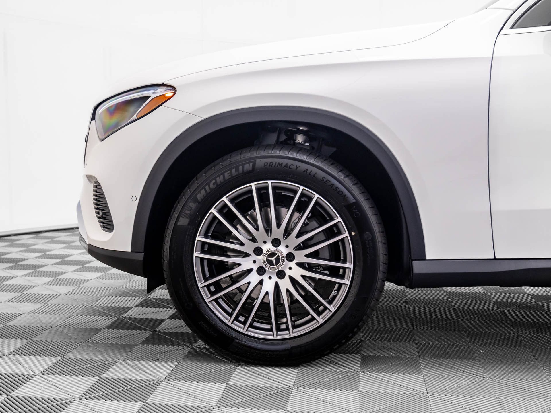 New 2026 Mercedes-Benz GLC 300 4MATIC image 31