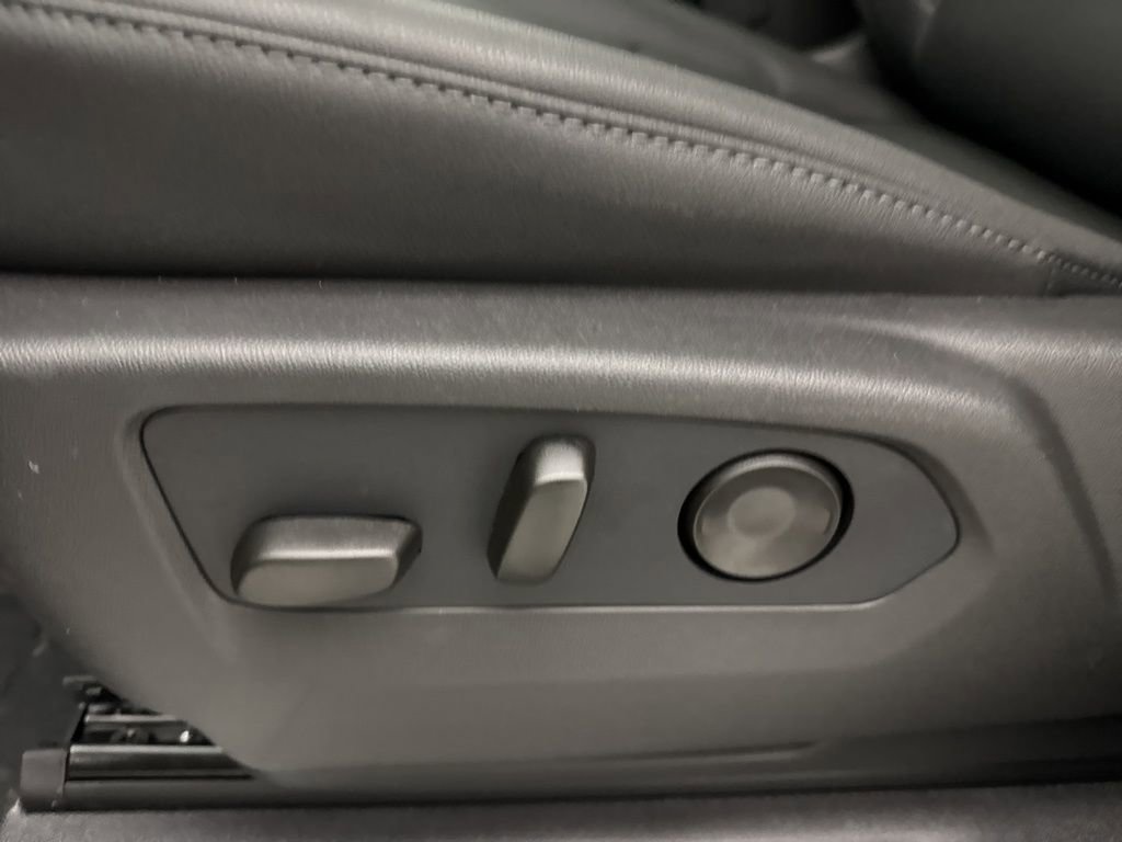 New 2026 GMC Sierra 1500 SLT w/ SLT Premium Plus Package image 22