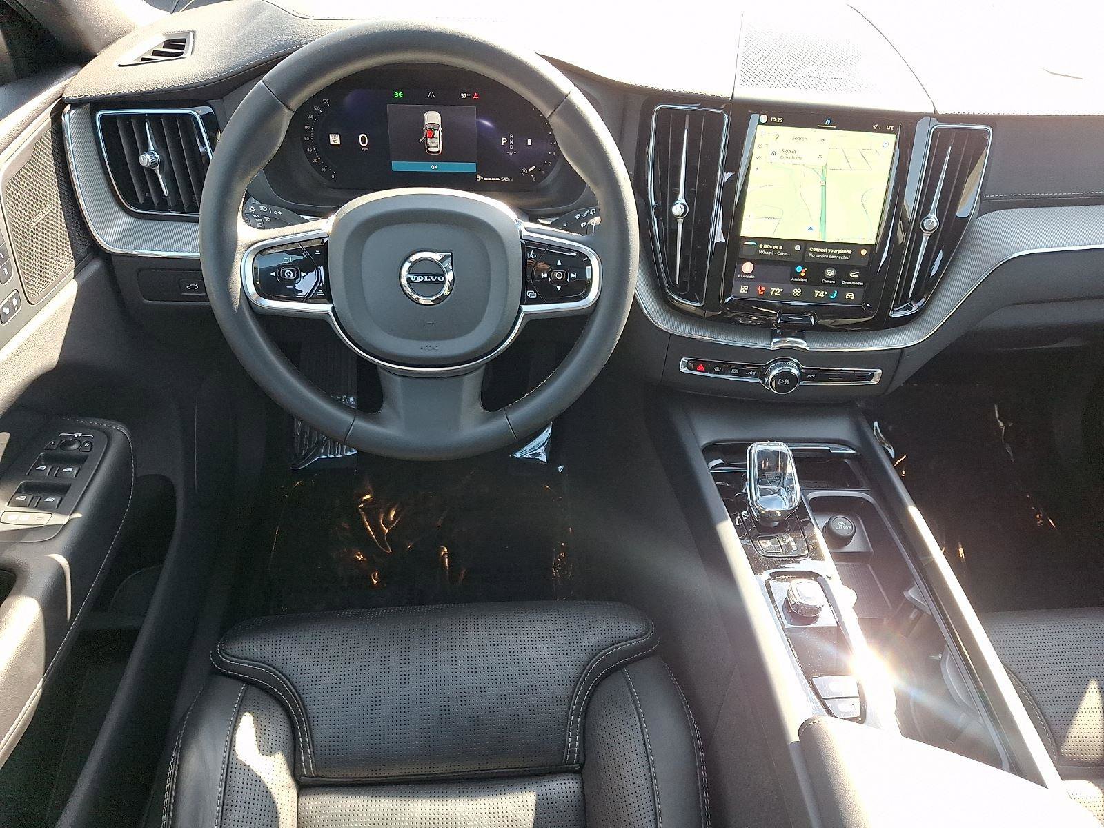 Certified 2024 Volvo XC60 B5 Ultimate w/ Climate Package AWD/4WD image 12