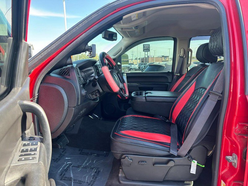 Used 2011 Chevrolet Silverado 2500 LT w/ Interior Plus Package AWD/4WD image 9