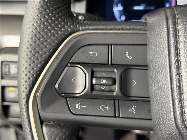 Used 2024 Toyota Tacoma TRD Sport AWD/4WD image 24