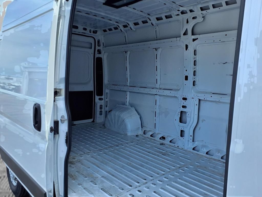 Used 2025 RAM ProMaster 3500 w/ Convenience Group FWD image 23