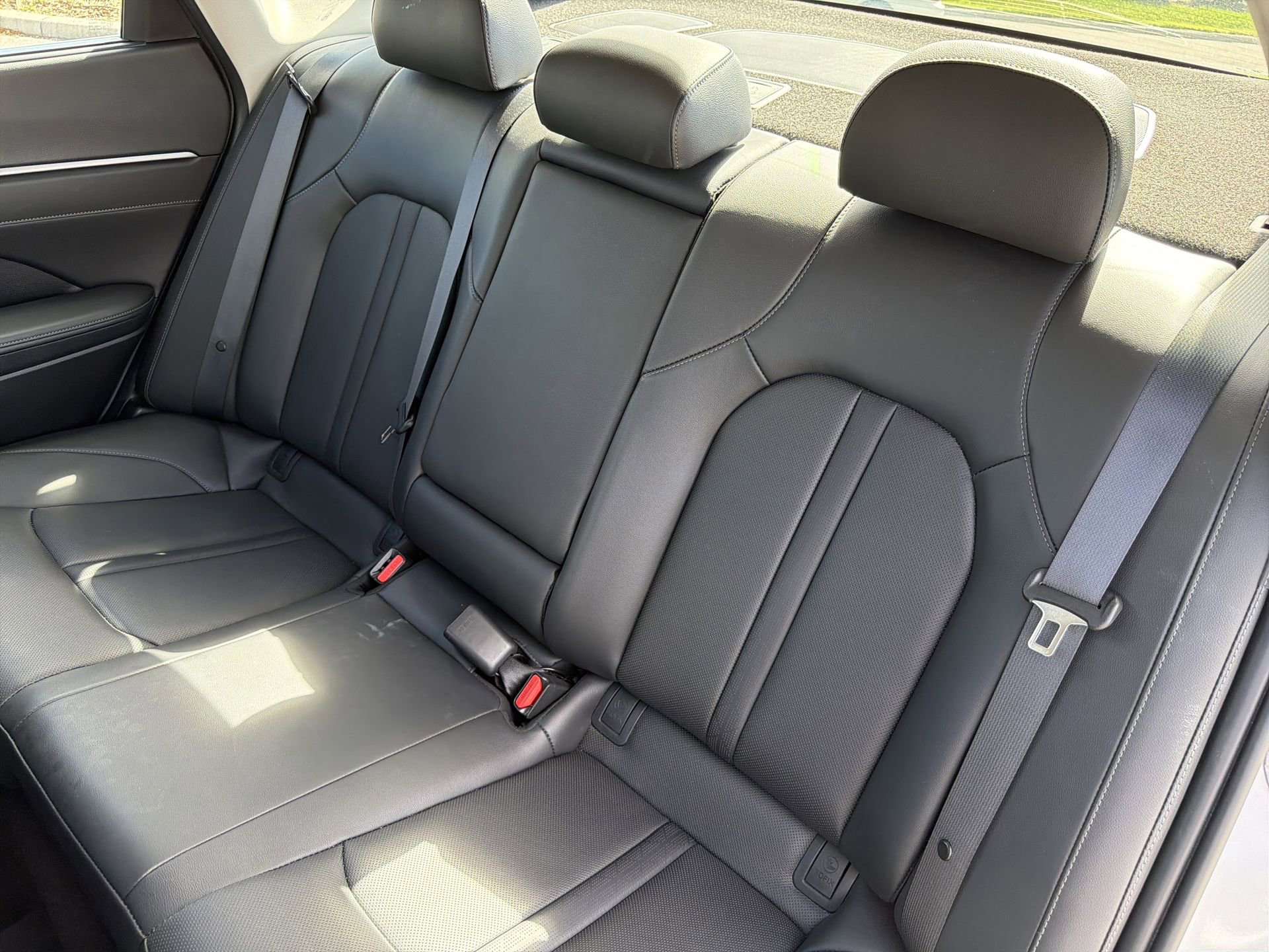 Used 2024 Hyundai Sonata Limited image 19