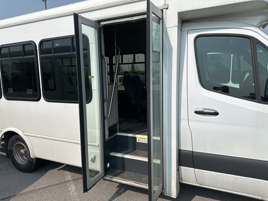 Used 2022 Mercedes-Benz Sprinter 3500 image 50