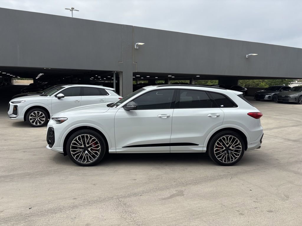 New 2026 Audi SQ5 Prestige AWD/4WD image 9