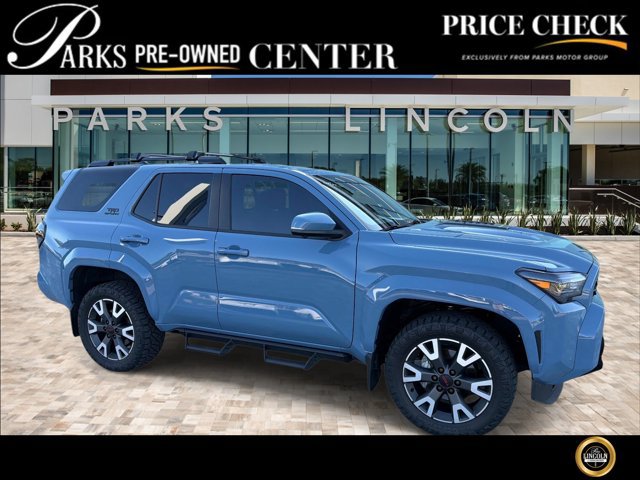 Used 2025 Toyota 4Runner TRD Sport Premium AWD/4WD image 1