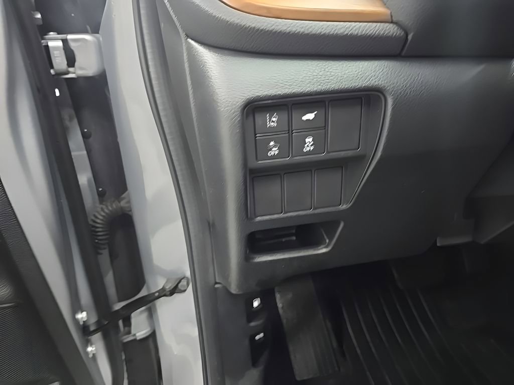 Used 2019 Honda CR-V Touring image 11