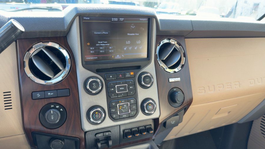 Used 2013 Ford F250 Lariat w/ Chrome Pkg image 14