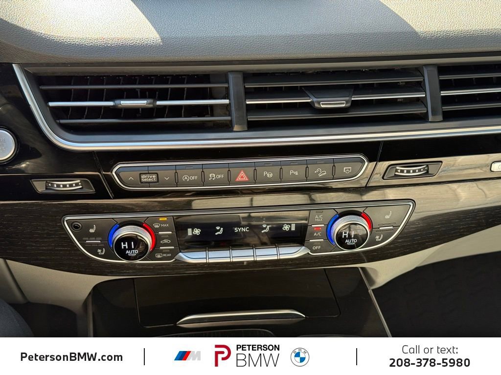 Used 2019 Audi Q7 3.0T Prestige image 32