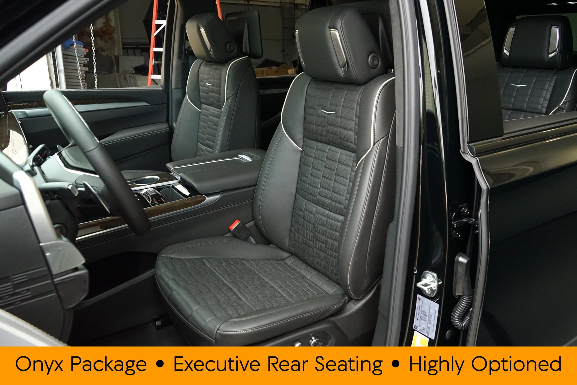 Used 2026 Cadillac Escalade Platinum Sport AWD/4WD image 3