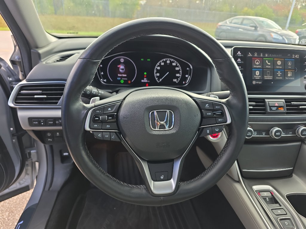 Used 2019 Honda Accord Touring image 17