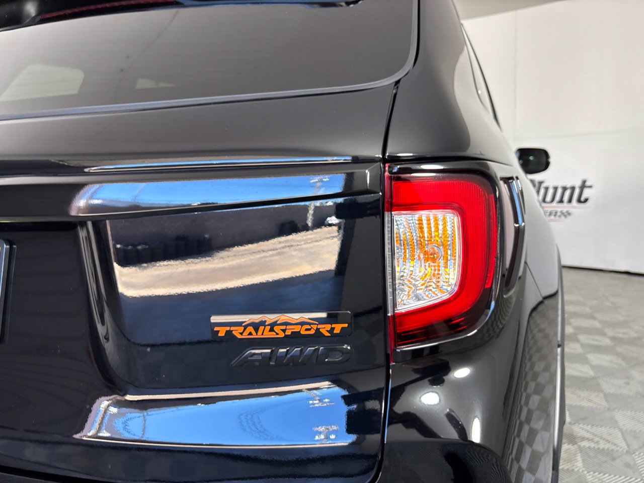 Used 2025 Honda Passport TrailSport image 37