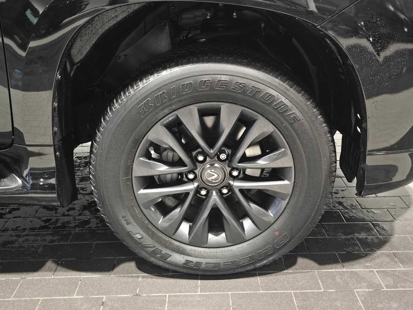 Used 2023 Lexus GX 460 Premium image 11