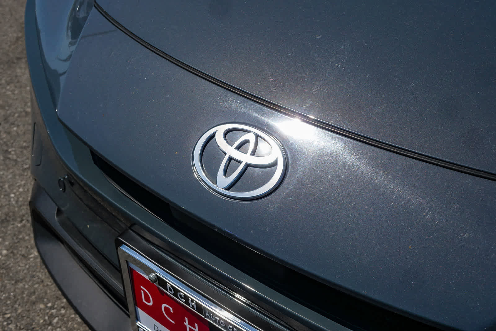 Used 2024 Toyota Prius LE FWD image 11