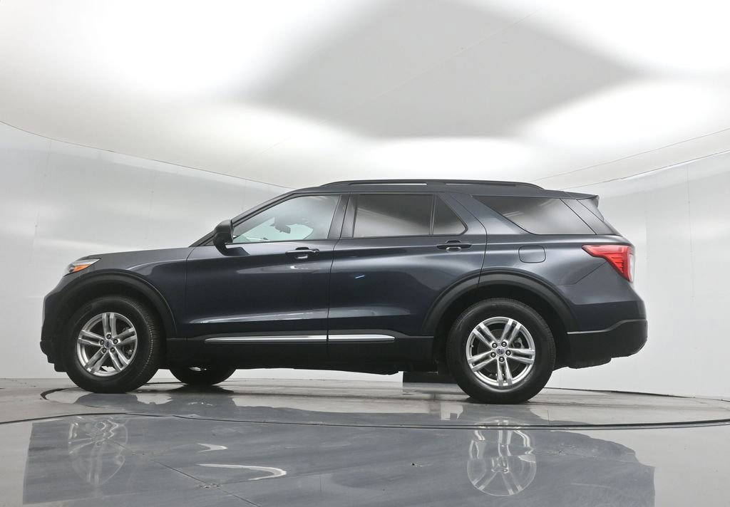 Certified 2022 Ford Explorer XLT image 55