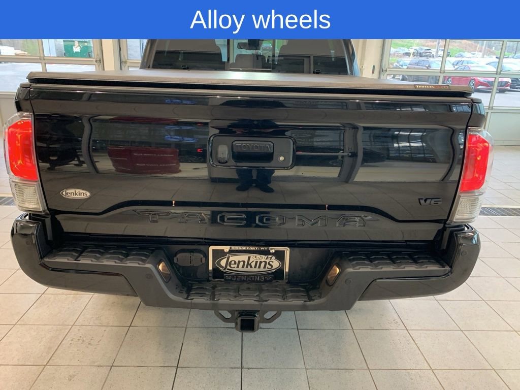 Used 2023 Toyota Tacoma TRD Off-Road w/ Technology Package image 12