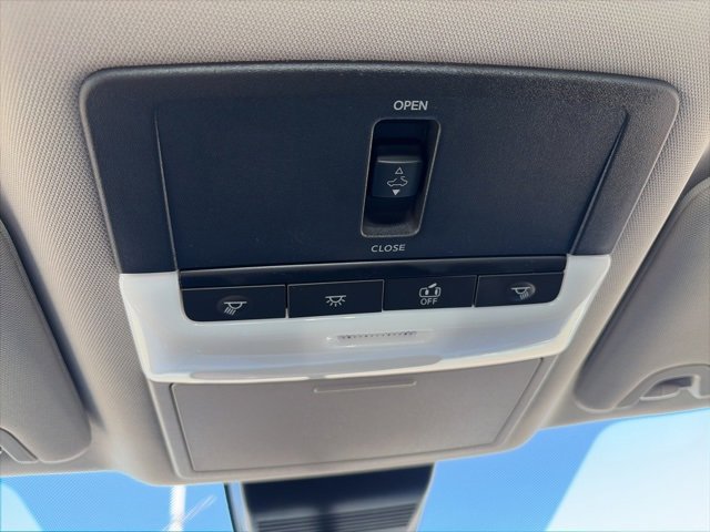 New 2025 Nissan Altima 2.5 SR w/ SR Premium Package image 25