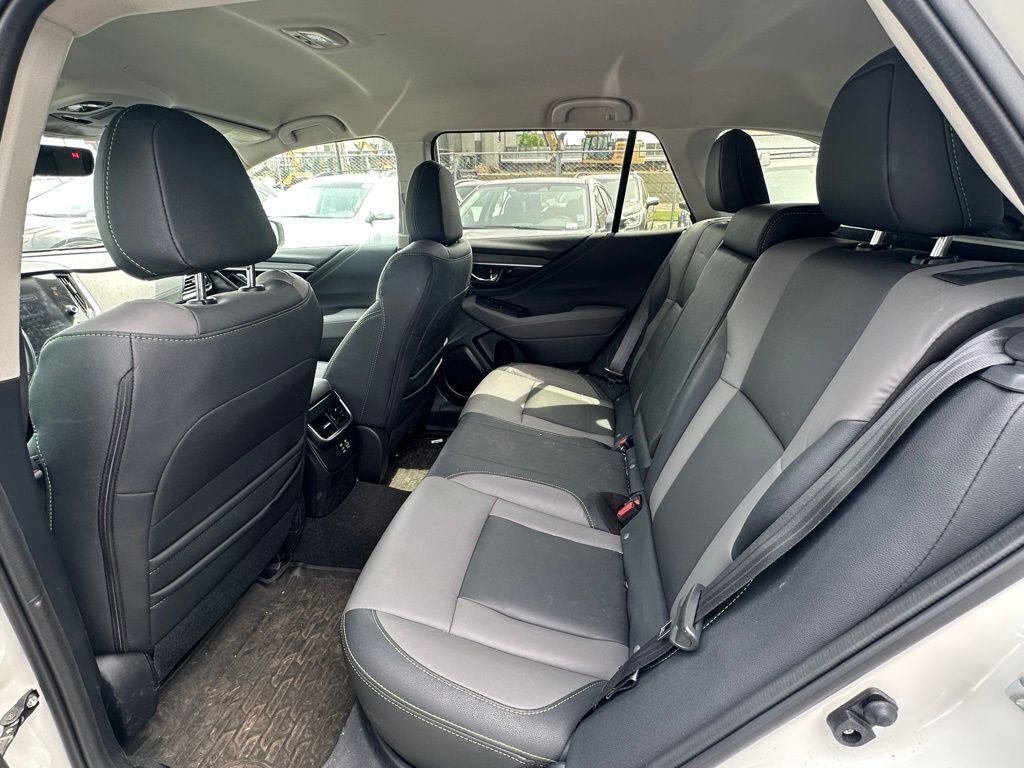 Certified 2023 Subaru Outback Onyx Edition AWD/4WD image 9