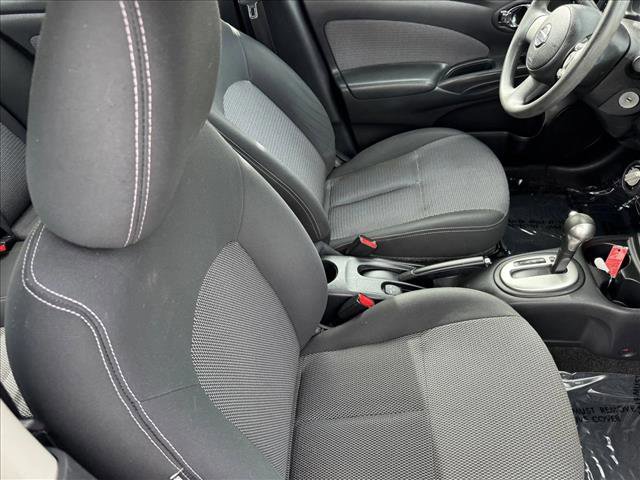Used 2014 Nissan Versa SV FWD image 18