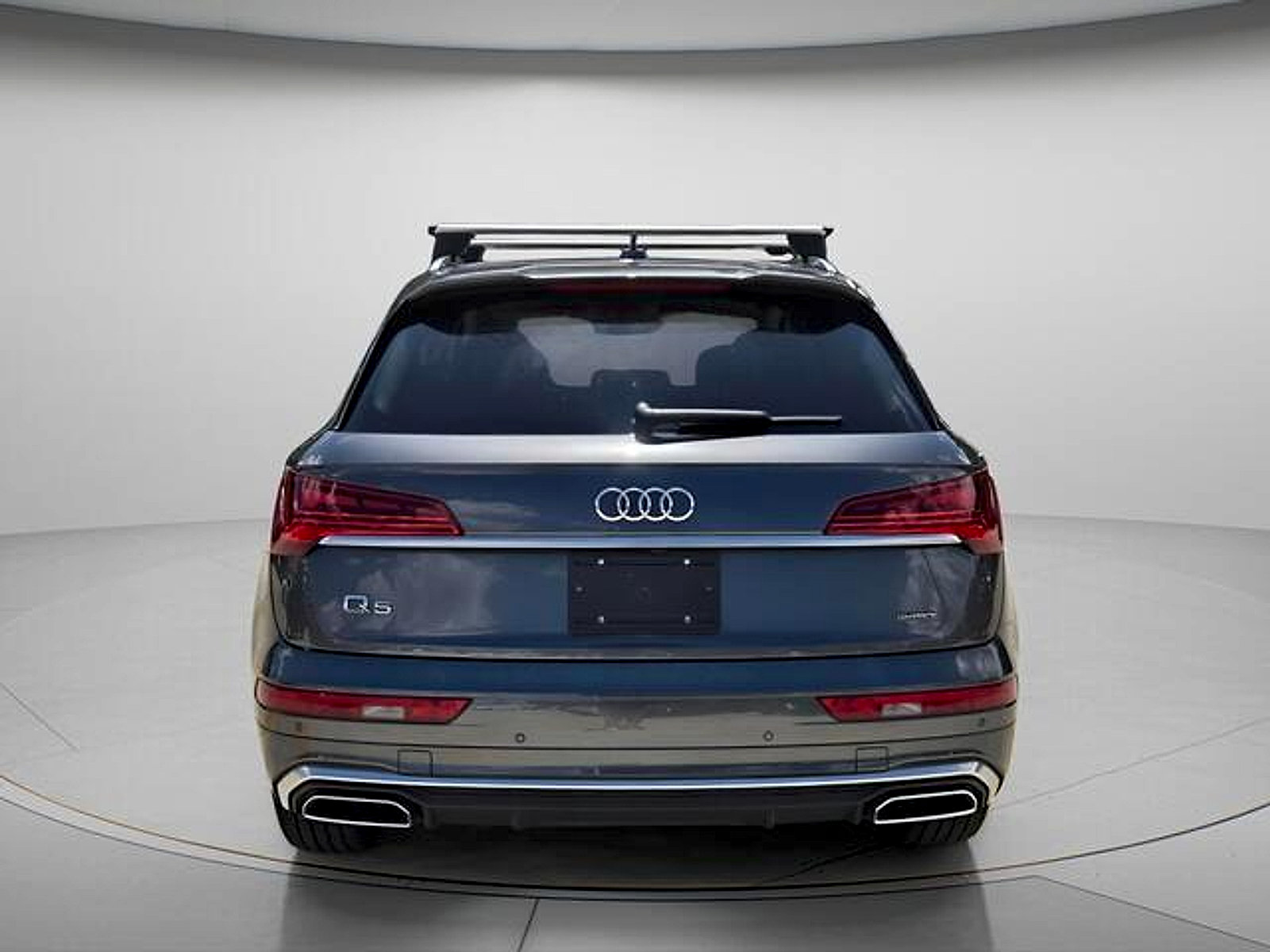 Used 2024 Audi Q5 2.0T Premium w/ Convenience Package AWD/4WD image 5