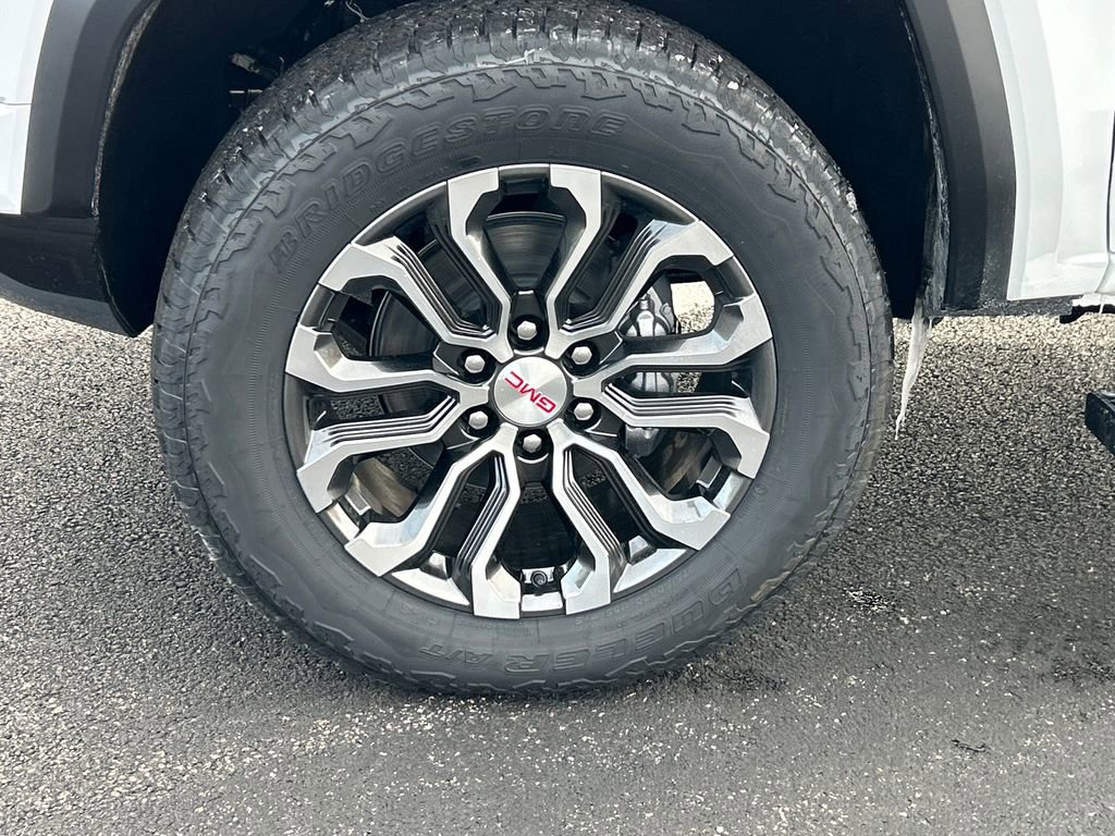 New 2026 GMC Canyon Denali AWD/4WD image 12