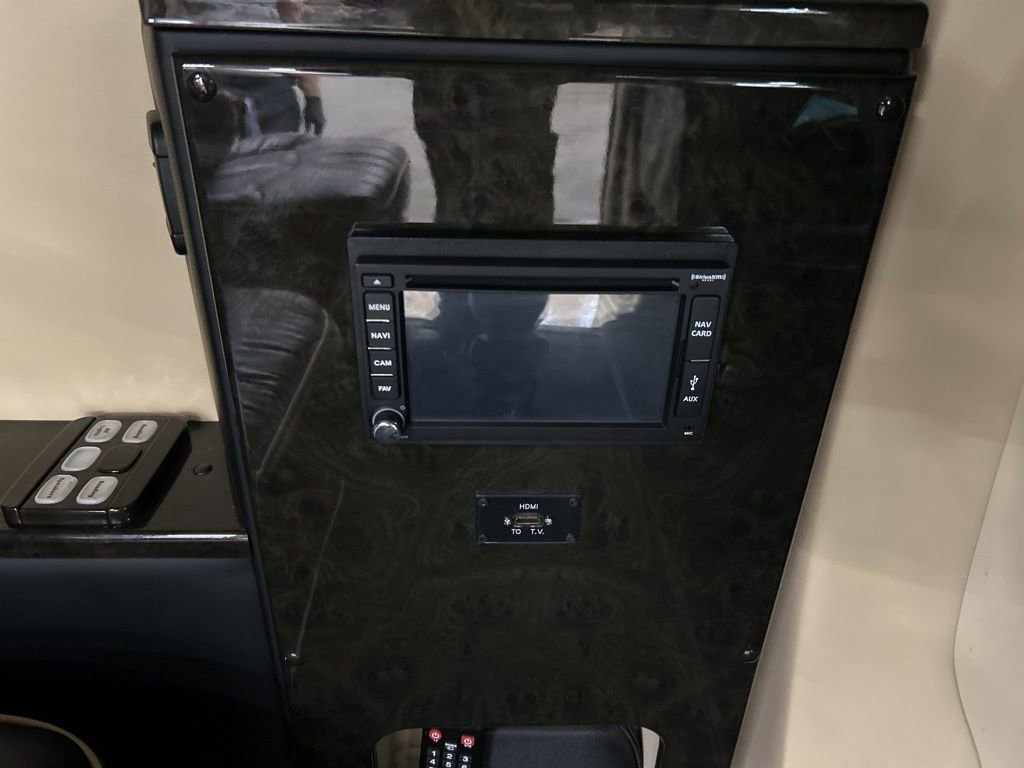 Used 2017 Mercedes-Benz Sprinter 2500 image 22