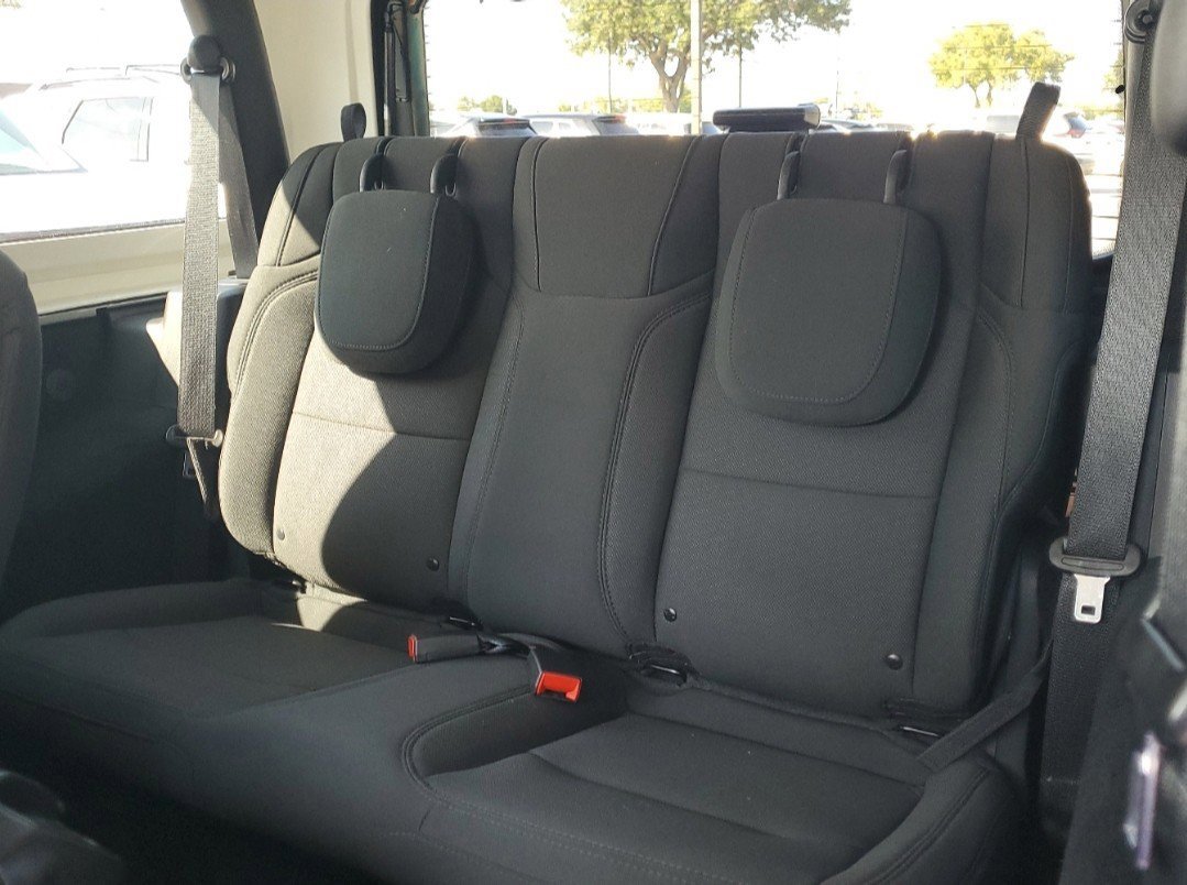 Used 2021 Jeep Wrangler Sport S image 10