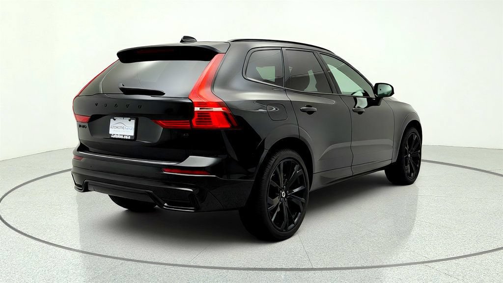 Used 2025 Volvo XC60 B5 Ultra w/ Protection Package Premier AWD/4WD image 5