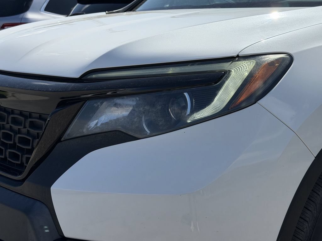 Used 2021 Honda Passport Sport image 10