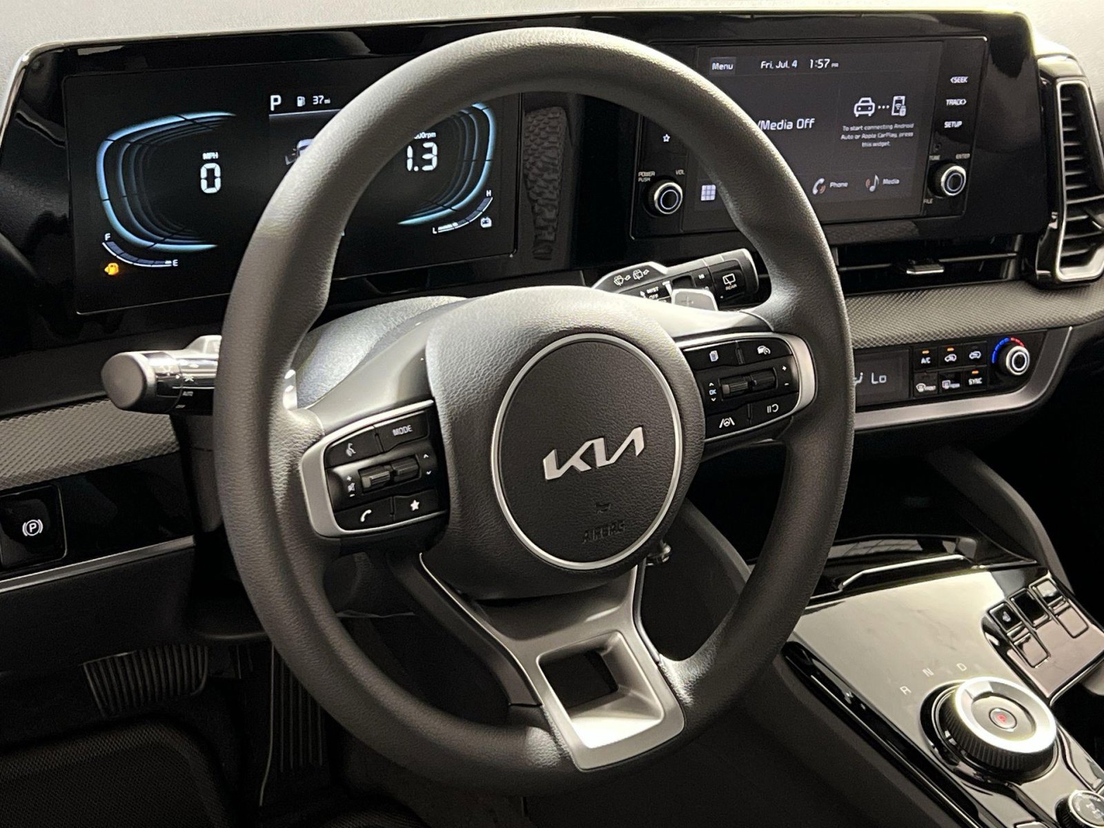 New 2025 Kia Sportage LX image 14