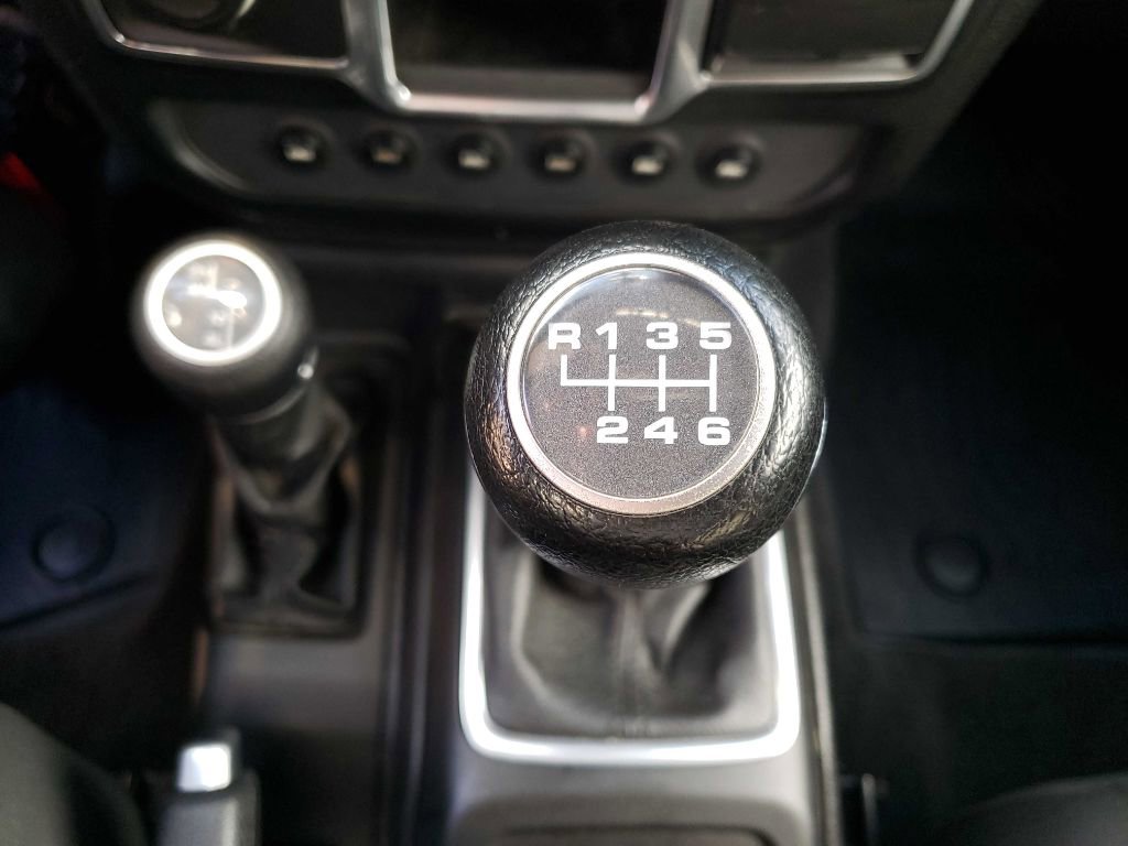 Used 2018 Jeep Wrangler Sport image 15