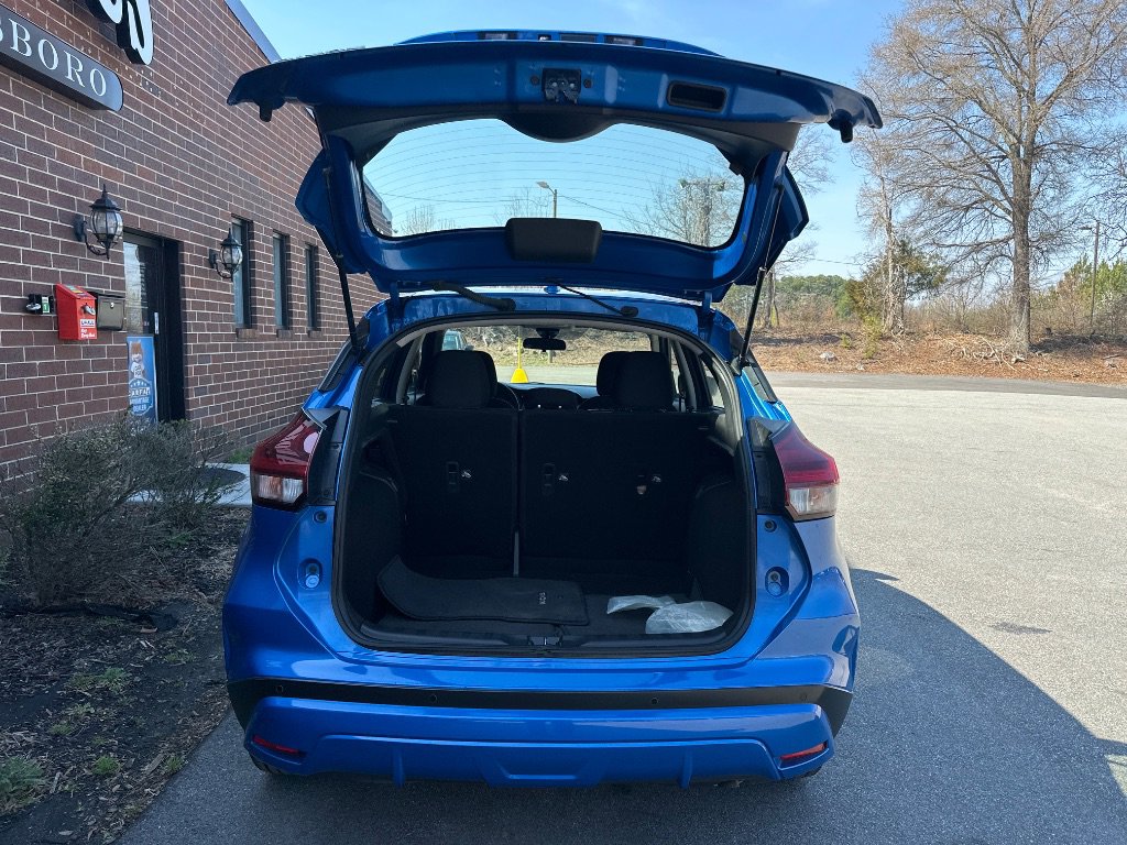 Used 2022 Nissan Kicks S image 34