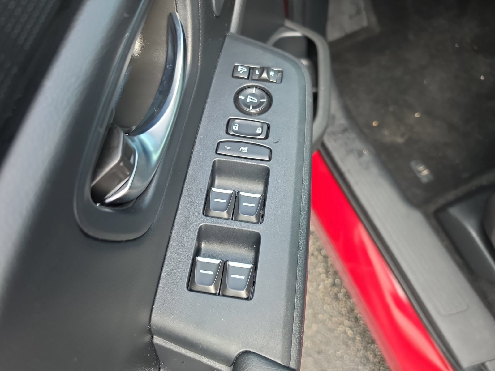 Certified 2025 Honda Pilot Black Edition image 14