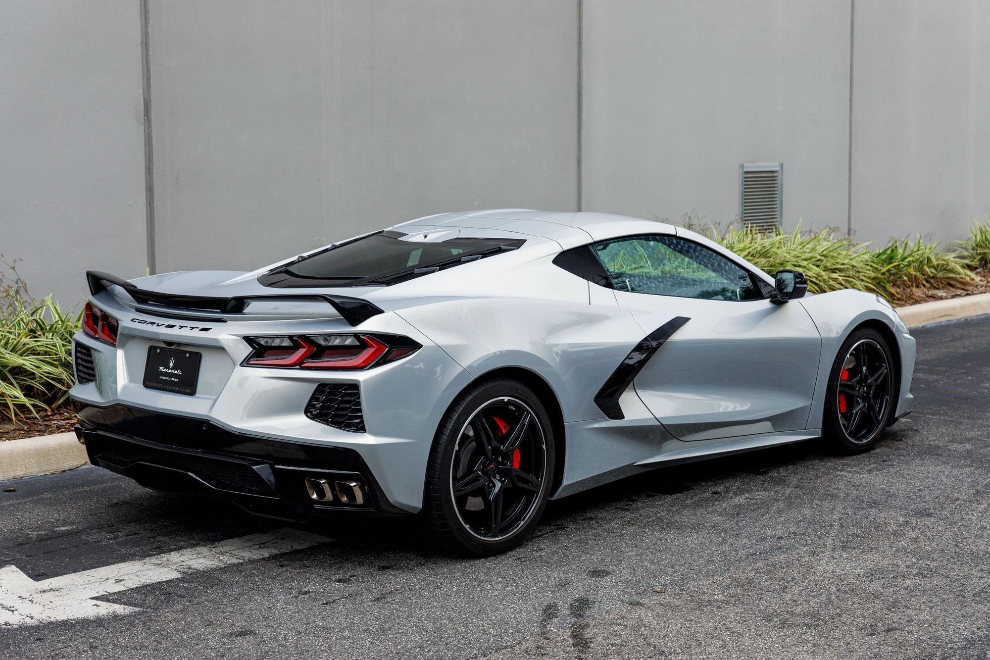 Used 2021 Chevrolet Corvette Stingray Preferred Cpe w/ Z51 Performance Package RWD image 5